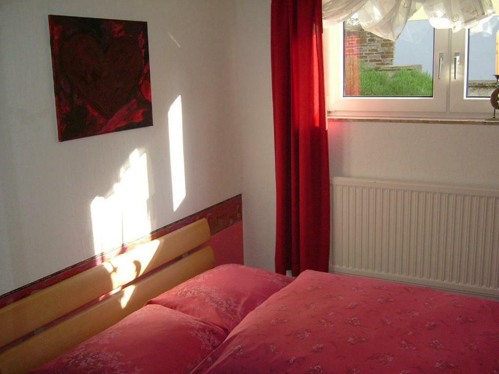 Querbach Apartment Burgen  Bagian luar foto